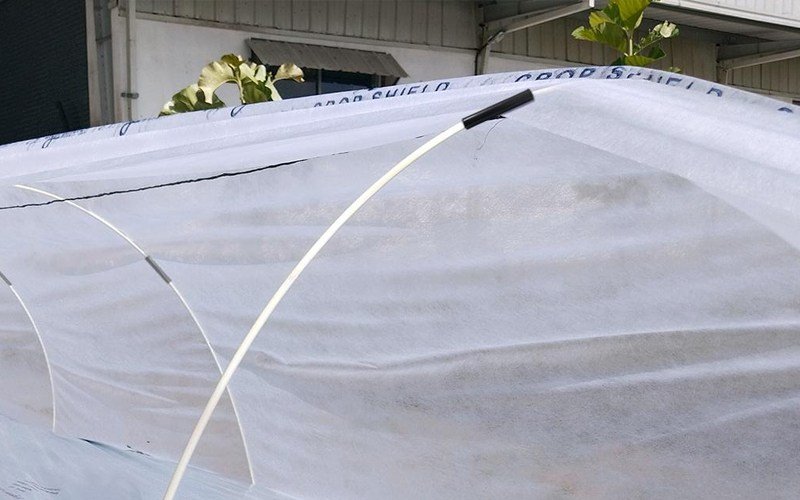 Crop Cover Holder Image 1